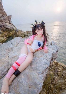 被土匪调教的美人h多p